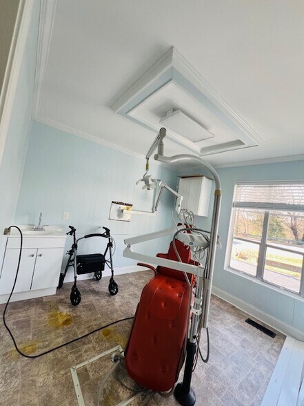More Photos Of 2510 Pulaski Pike NW, Huntsville Medical For Sale