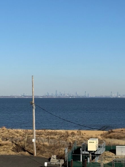 More Photos Of 260 Beachway Ave, Keansburg Restaurant For Sale