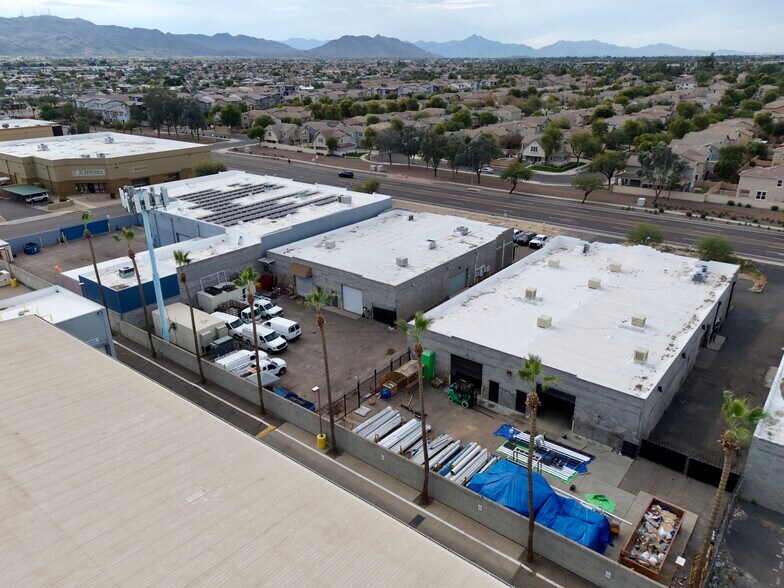 More Photos Of 5621 S 24th St, Phoenix Warehouse For Lease