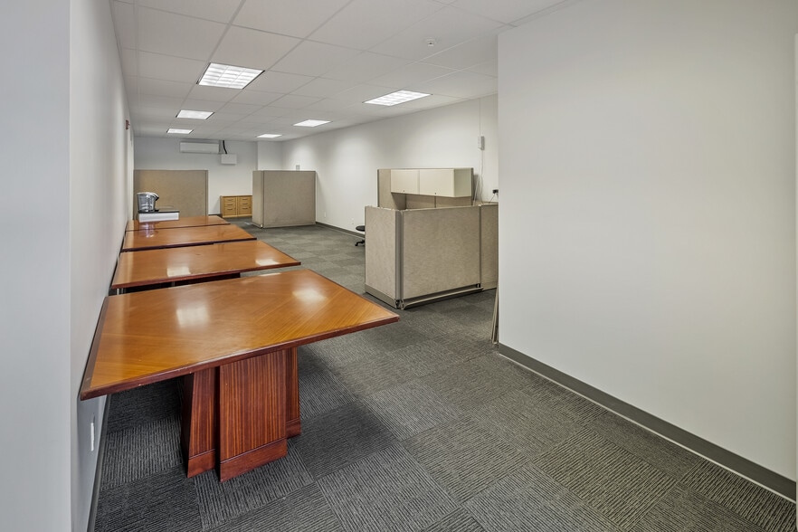 More Photos Of , Waipahu Industrial For Sale