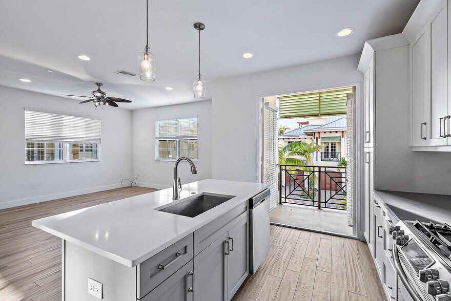 More Photos Of 3770 County Line Rd, Tequesta Apartments For Sale