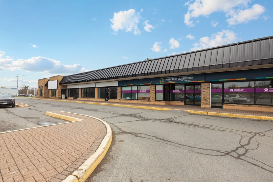 More Photos Of 2190-2194 Robertson Rd, Ottawa Freestanding For Sale