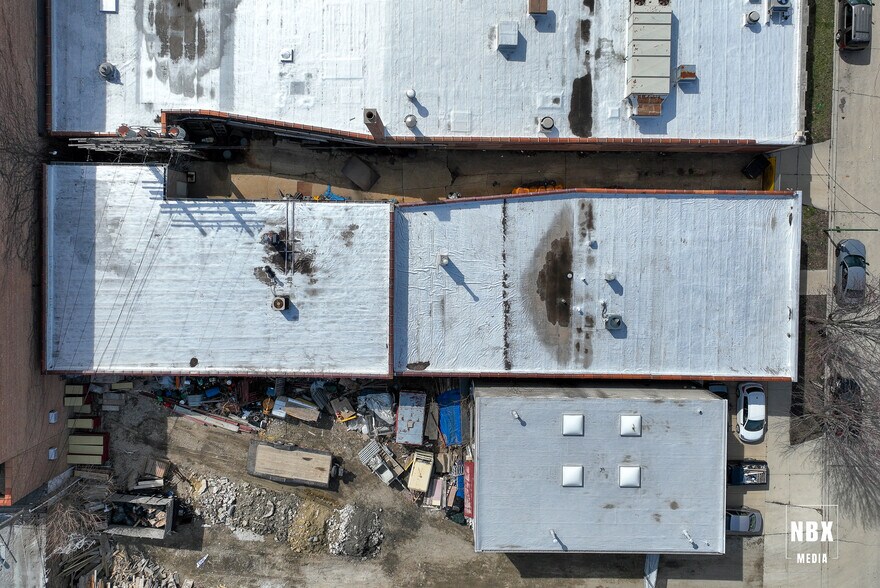 More Photos Of 3957 N Normandy Ave, Chicago Storefront For Sale