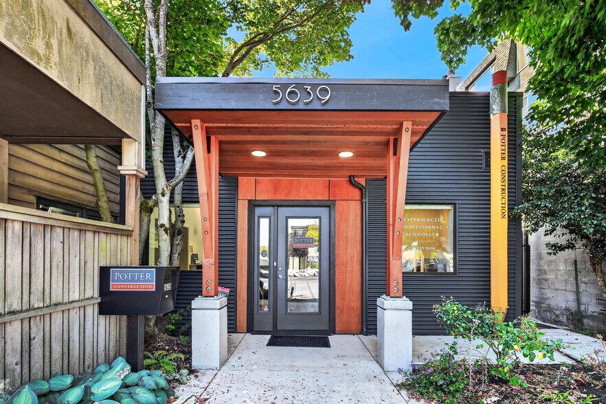 More Photos Of 5639 California Ave SW, Seattle Office For Sale