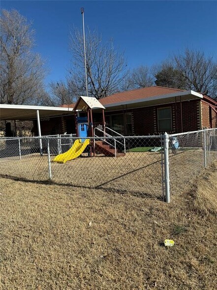 More Photos Of 2008 NE Grand Blvd, Oklahoma City Daycare Center For Sale