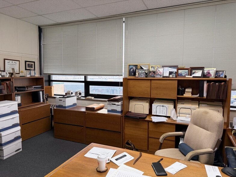 More Photos Of 1033-1061 Bloomfield Ave, Clifton Storefront Retail Office For Lease