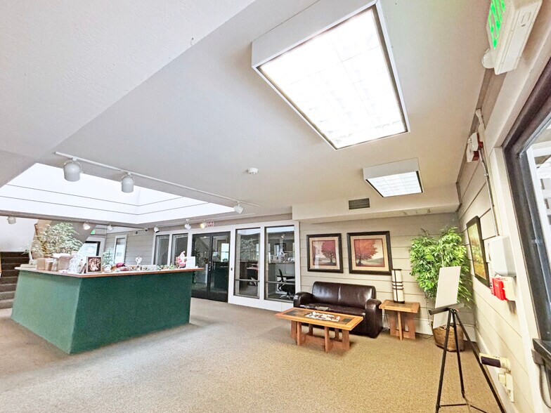 Primary Photo Of 456 South E St, Santa Rosa Office Residential For Lease