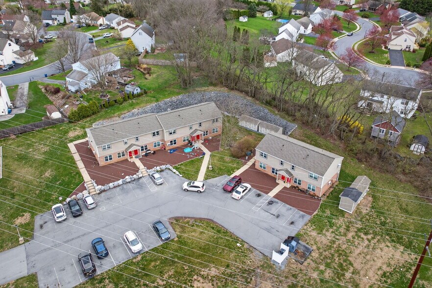 More Photos Of 196 Stone House Ln, Columbia Apartments For Sale