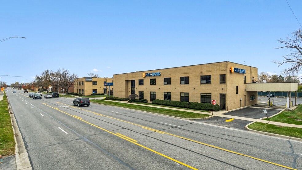 More Photos Of , Palos Hills Office For Sale
