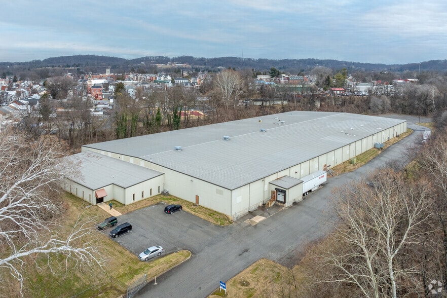 More Photos Of 525 Mill St, Columbia Warehouse For Sale