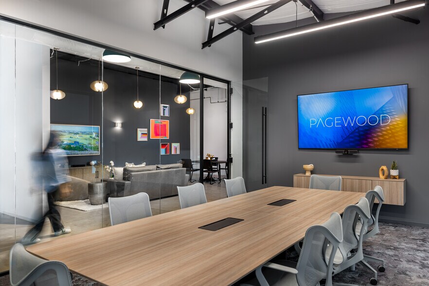 More Photos Of 1410 Brittmoore Rd, Houston Unknown For Lease