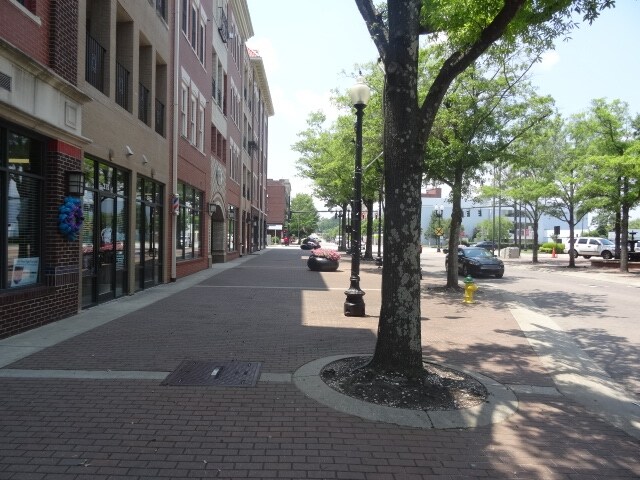 More Photos Of 311-345 Hay St, Fayetteville Apartments For Lease