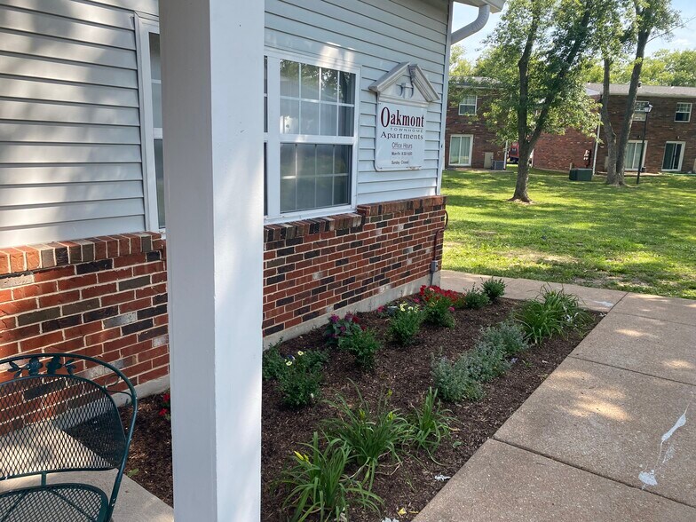 More Photos Of 1624 Northwinds Estates Dr, Saint Louis Apartments For Sale