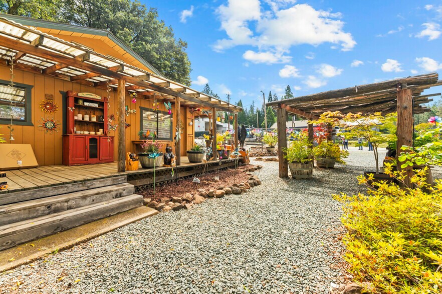 More Photos Of 22671 CA-88, Pioneer Storefront For Sale