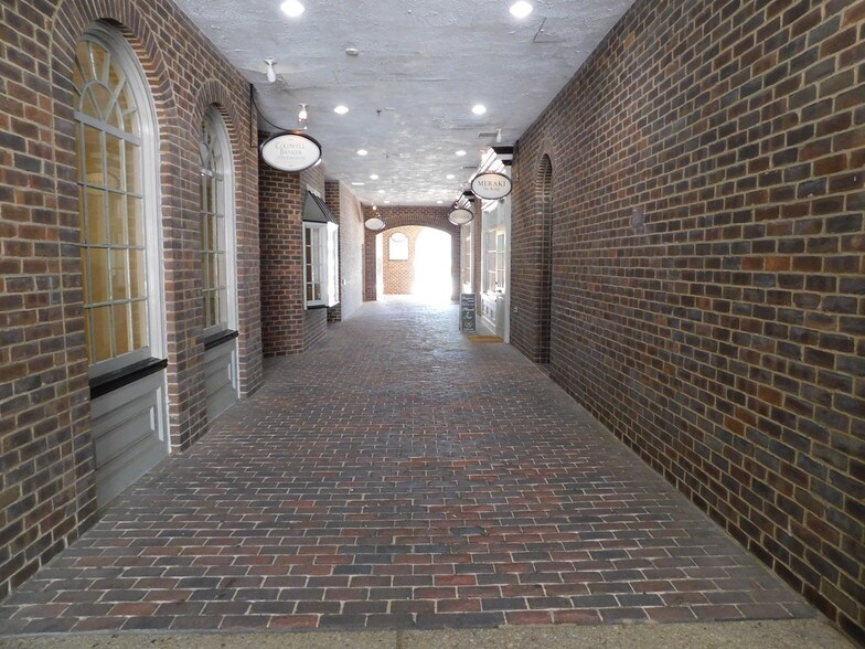 More Photos Of 310-320 King St, Alexandria Office For Lease