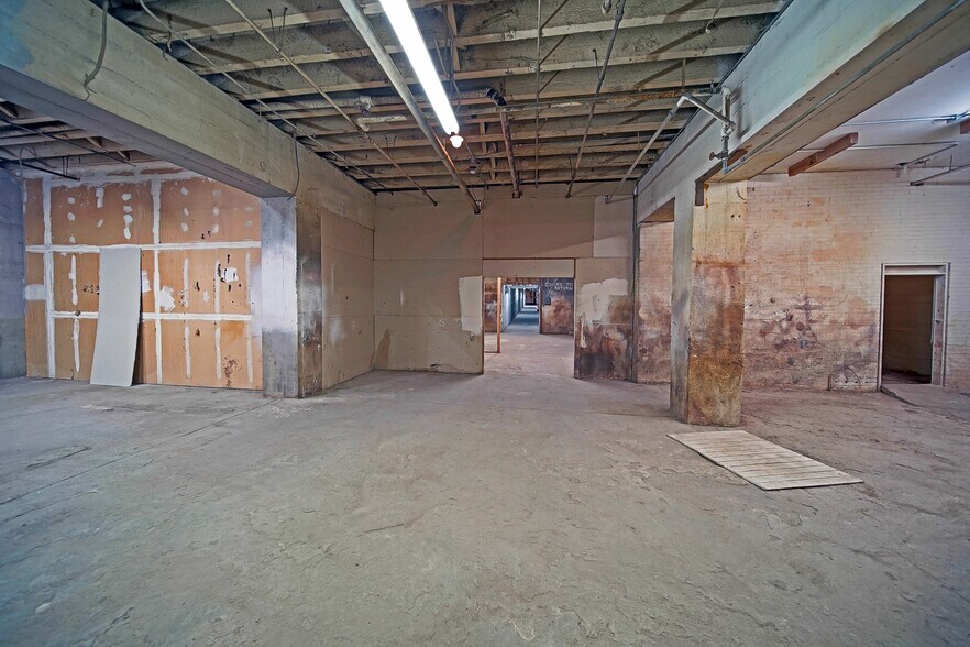 More Photos Of 6220 S Tacoma Way, Tacoma Manufacturing For Lease