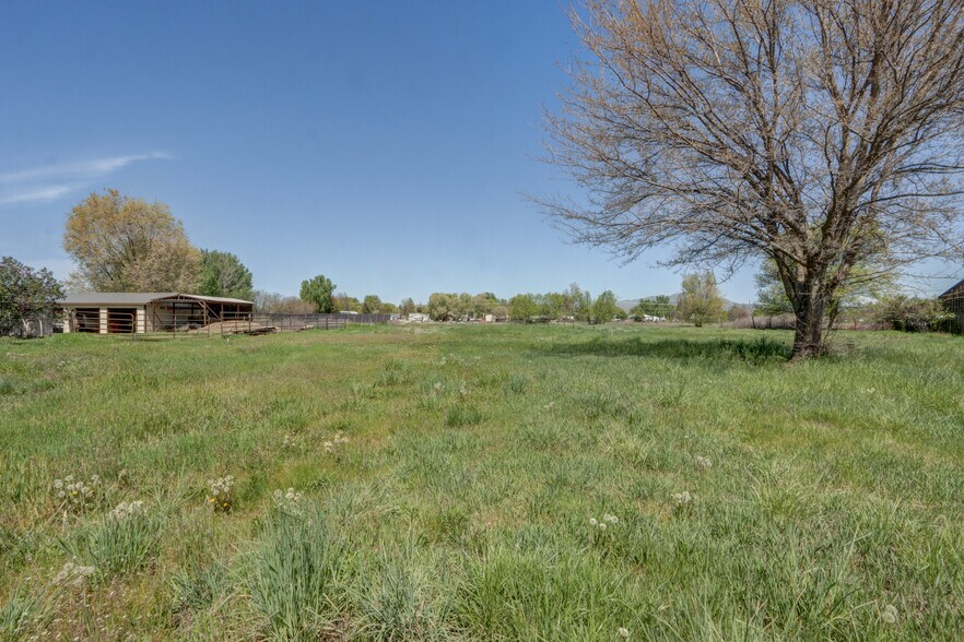 More Photos Of 340 W Highway 52, Emmett Land For Sale