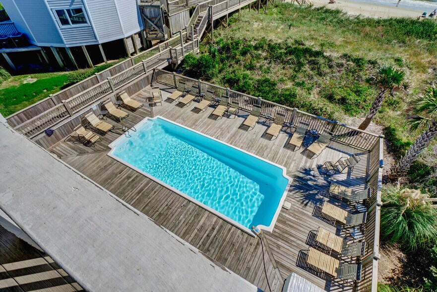 More Photos Of 2068 New River Inlet Rd, North Topsail Beach Apartments For Sale