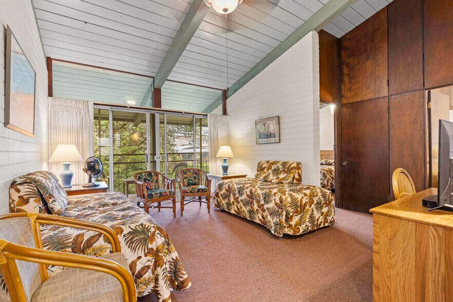 More Photos Of 333 Iliahi St, Hilo Hotel For Sale