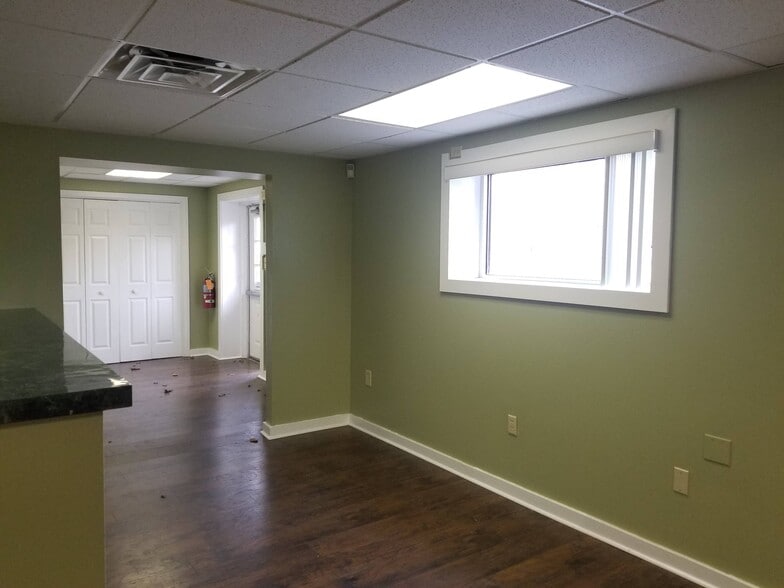 More Photos Of 315-329 E 2nd St, Boyertown Flex For Sale