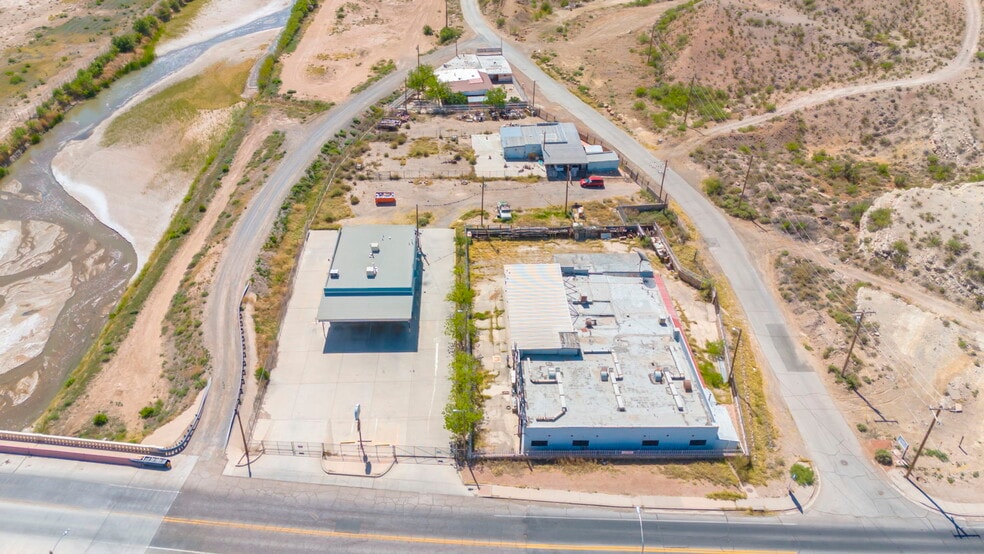 Primary Photo Of 3450 McNutt Rd, El Paso Convenience Store For Sale