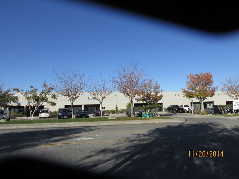 More Photos Of 42231 6th St W, Lancaster Warehouse For Lease