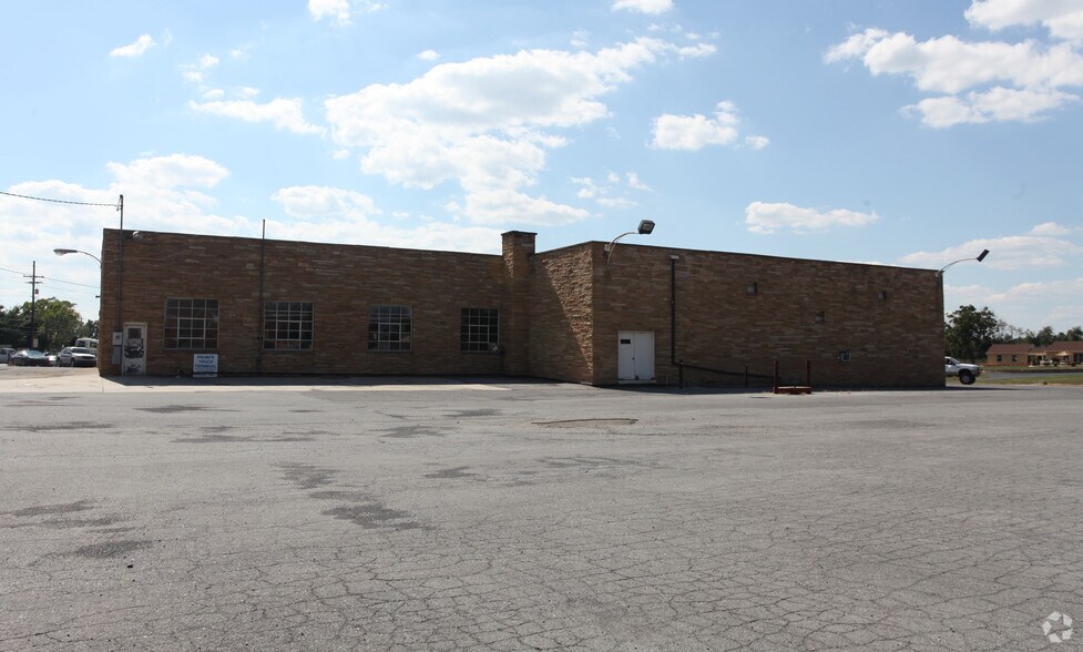 More Photos Of 8977 Williamsport Pike, Falling Waters Warehouse For Sale