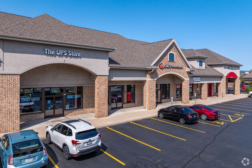 More Photos Of 1223-1359 N Port Washington Rd, Grafton General Retail For Lease