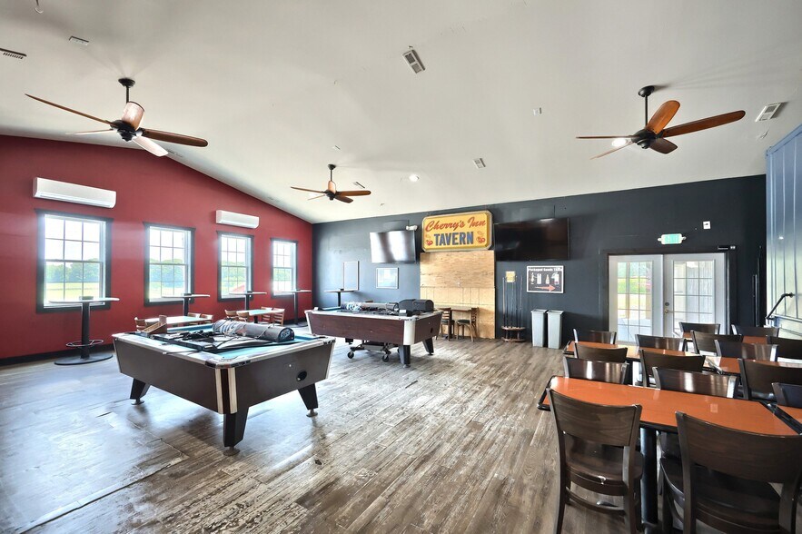 More Photos Of 21603 Middletown Rd, Freeland Freestanding For Sale