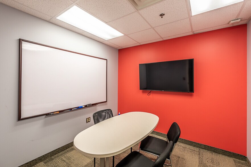 More Photos Of 2737 Joseph Howe Dr, Halifax Office For Lease