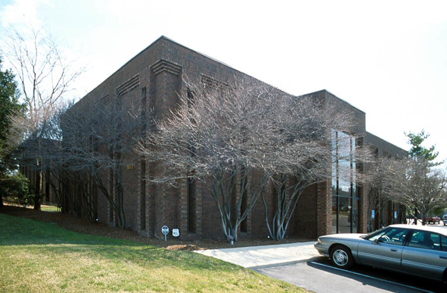 More Photos Of 1601 Bethel Rd, Columbus Office For Lease