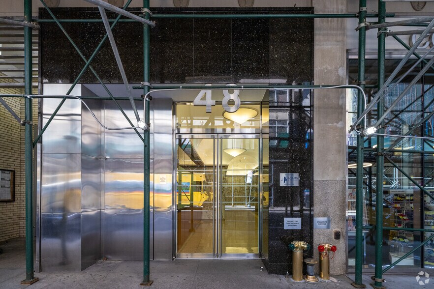 More Photos Of 48 W 37th St, New York Office For Lease
