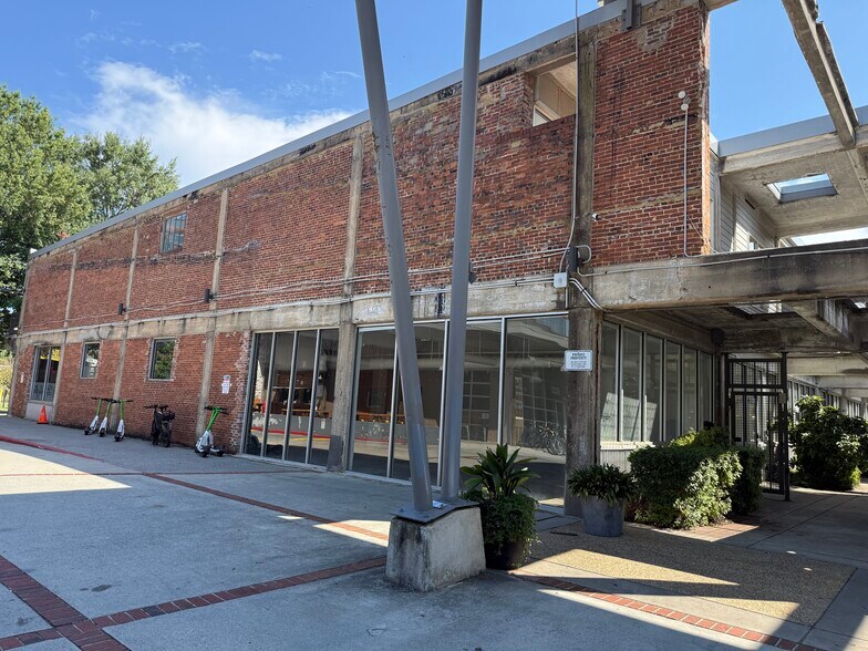 More Photos Of 659 Auburn Ave, Atlanta Loft Creative Space For Lease