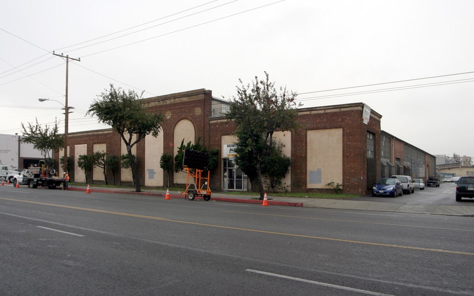 More Photos Of 5075 S Santa Fe Ave, Vernon Manufacturing For Lease