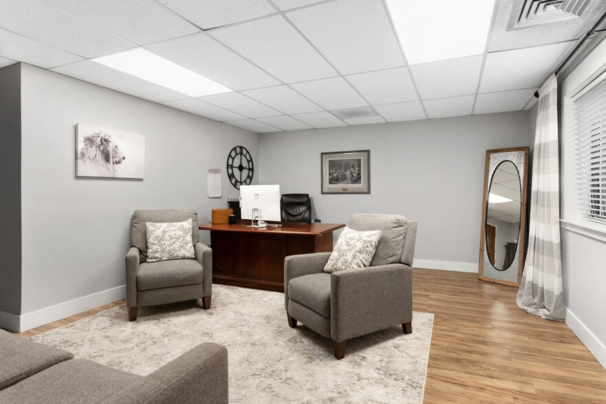 More Photos Of 310 Coles Ferry Pike, Lebanon Religious Facility For Sale