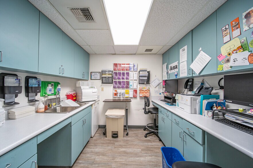 More Photos Of 315 E Route 66, Glendora Healthcare For Lease