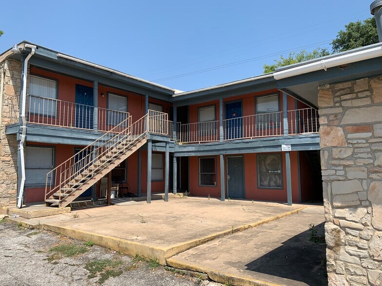 More Photos Of 10806 Baltic Dr, San Antonio Apartments For Sale