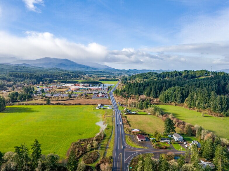 More Photos Of 26555 Salmon River Hwy, Grand Ronde Flex For Sale