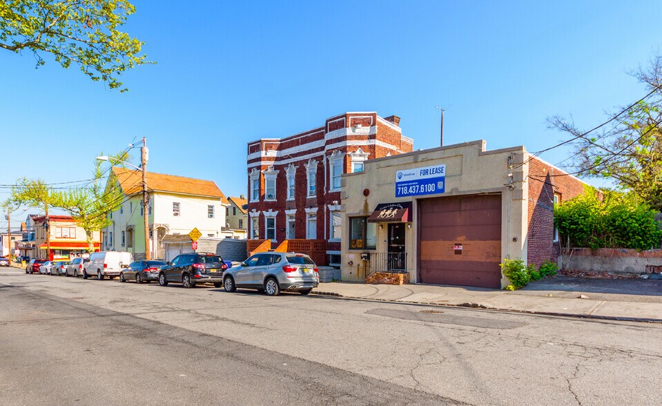 More Photos Of 130 Patterson St, Perth Amboy Light Distribution For Sale