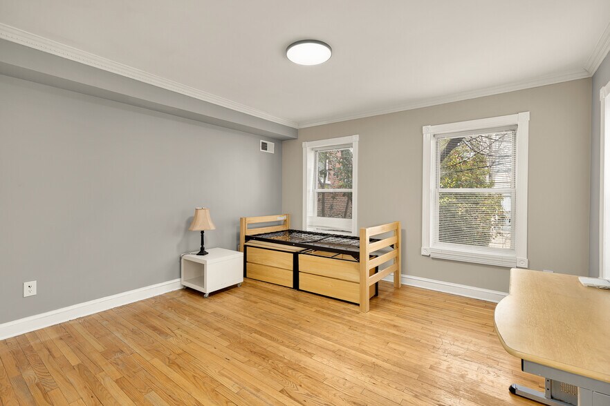 More Photos Of 228 E Capitol St NE, Washington Apartments For Sale