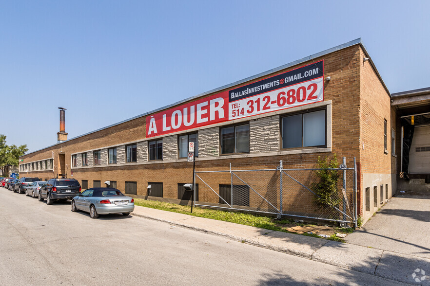 Primary Photo Of 9855 Av De L'esplanade, Montréal Warehouse For Lease