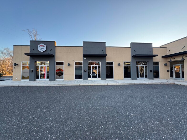 More Photos Of 571 Cross Keys Rd, Sicklerville Medical For Lease