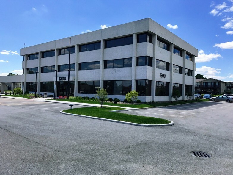 Primary Photo Of 1300 Greenbrook Blvd, Hanover Park Office For Sale