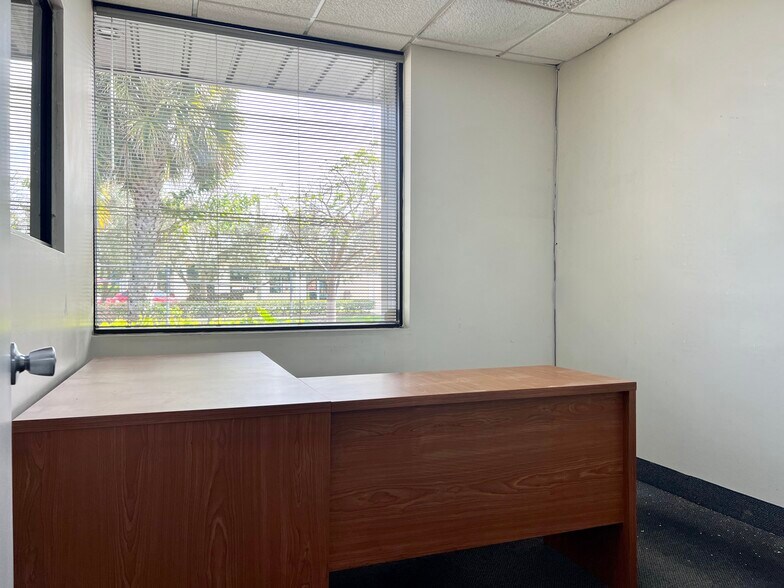 More Photos Of 3101 N Federal Hwy, Pompano Beach Freestanding For Sale