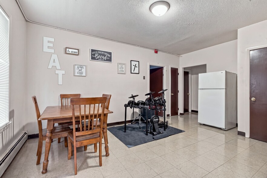 More Photos Of 32 Northeast St, Woonsocket Apartments For Sale