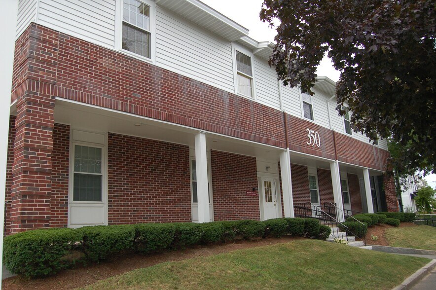 More Photos Of 350 Main St, Haverhill Medical For Lease