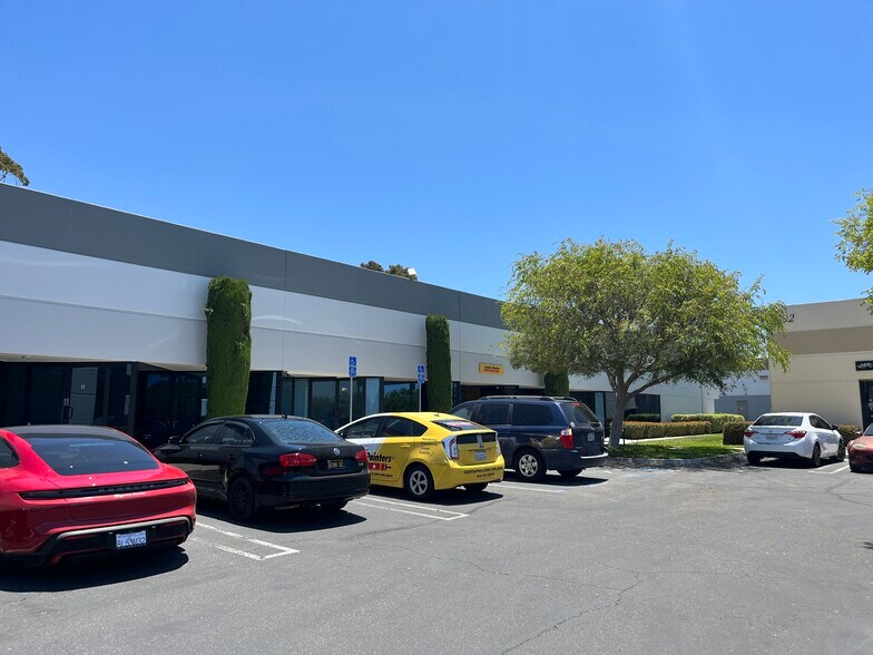 More Photos Of 1386 Poinsettia Ave, Vista Manufacturing For Lease