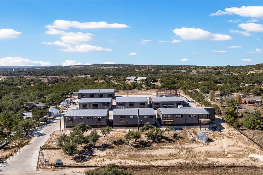 More Photos Of 451 Farrell Rd, Dripping Springs Light Distribution For Sale
