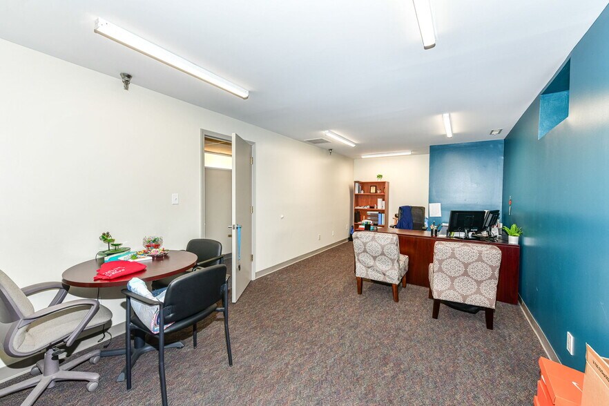 More Photos Of 1640 N Ritter Ave, Indianapolis Medical For Sale