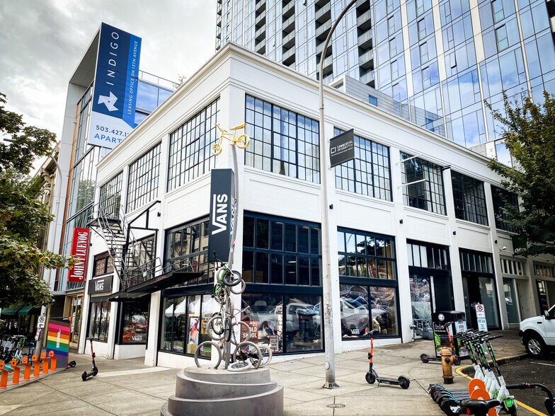 More Photos Of 414 SW 13th Ave, Portland Storefront Retail Office For Lease
